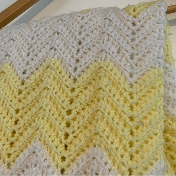 Crochet Afghan Blanket - Picture 5 of 7